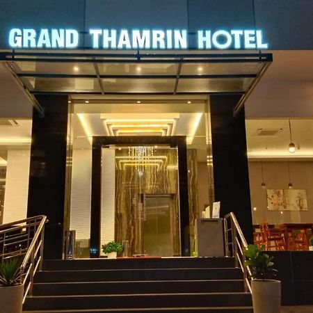 Grand Thamrin Hotel Jakarta Bagian luar foto